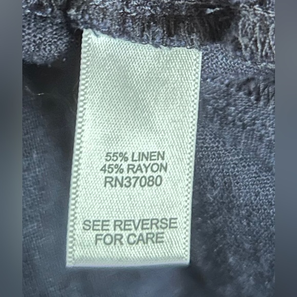 Shorts linen navy smooth waist elastic back. 14/16 W pre-loved 5 inch inseam - Picture 4 of 5